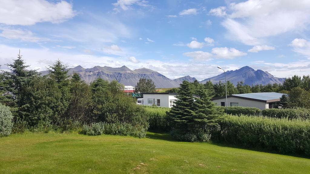 Ferienwohnung Hvita Husith, Kirkjubraut 48 Höfn Exterior foto